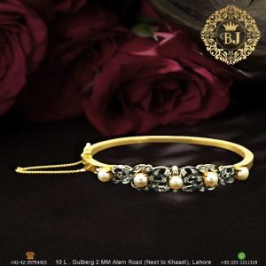 Gold Bracelet Design 018